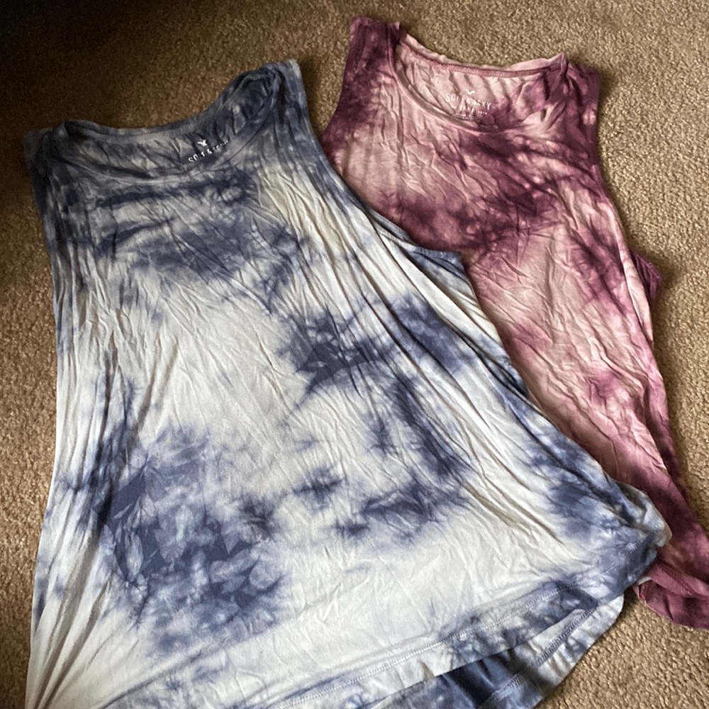 Set of 2 American Eagle tye dye tanks